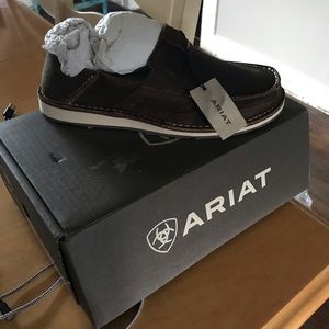 Men’s Ariat shoes